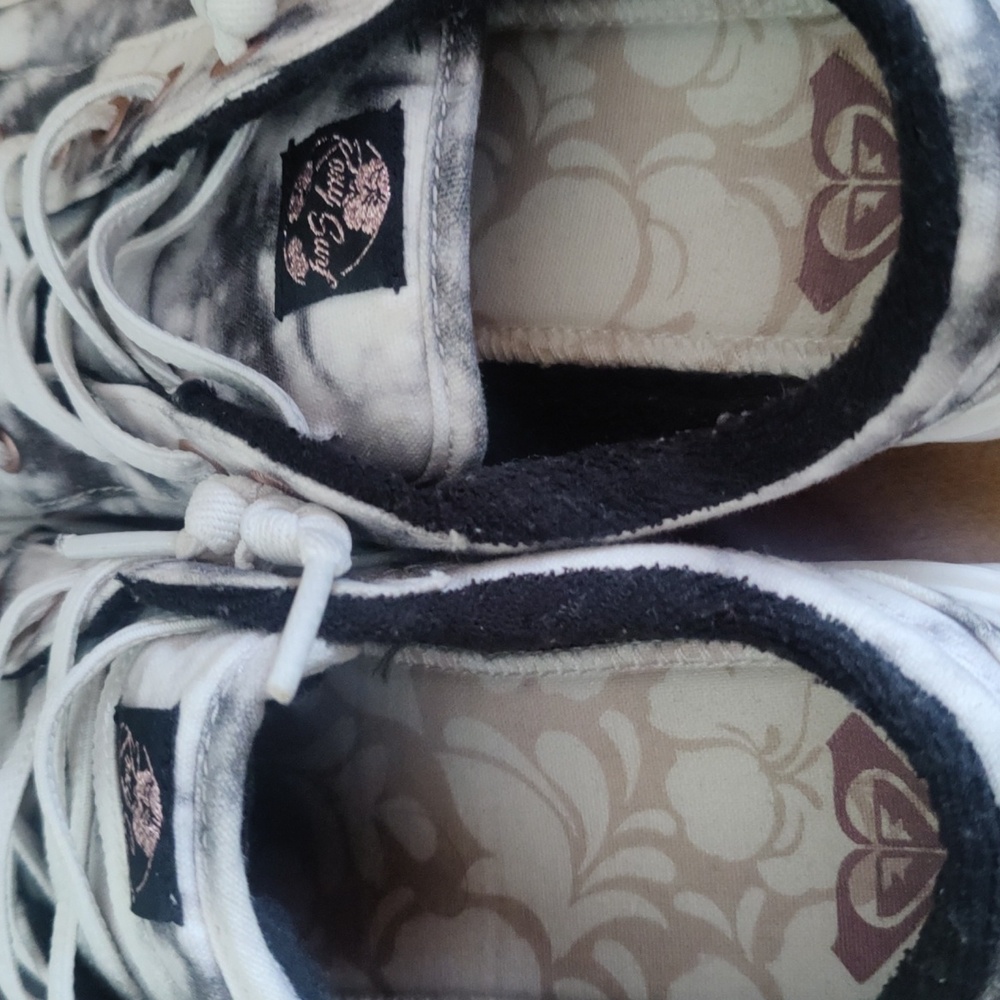 Roxy Surf Sheilahh Gray And White Platform Shoes Size 9 - Picture 12 of 16